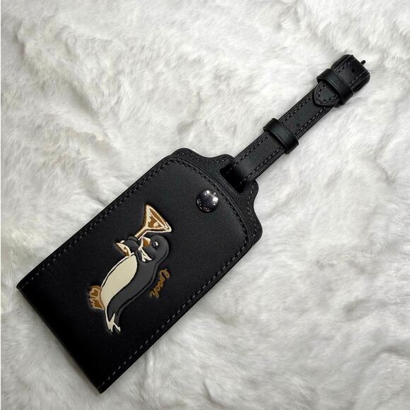 NWT COACH Luggage Tag With Penguin Print - Picture 1 of 3